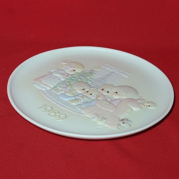 Precious Moments Decorative Plate May Your Christmas Be A Happy Home 1989 - Picture 11 of 11